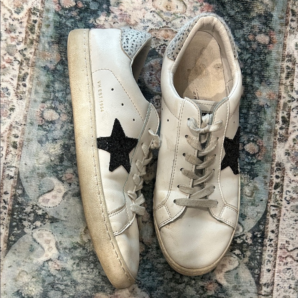 Vintage Havana White and Black Star Sneakers